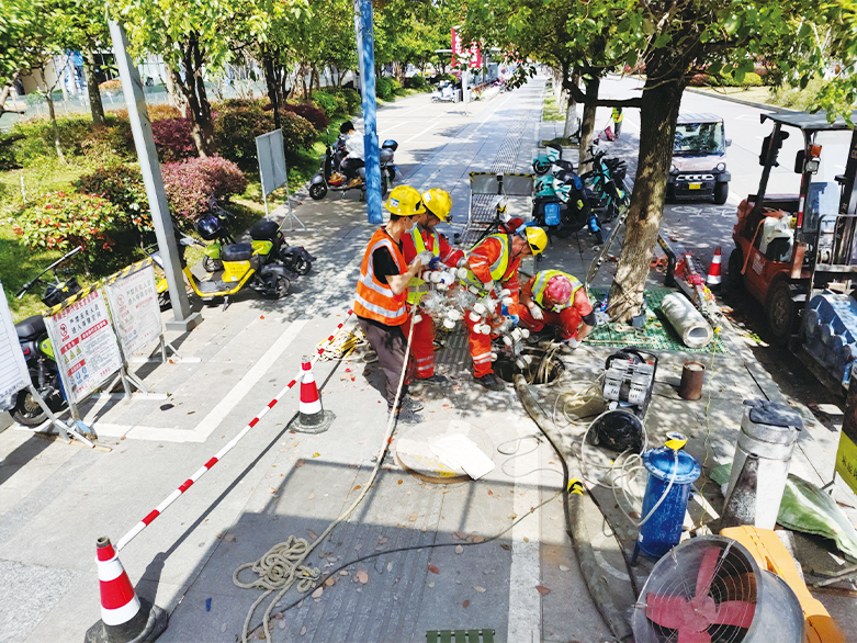  孙吴UV-CIPP紫外光固化修复